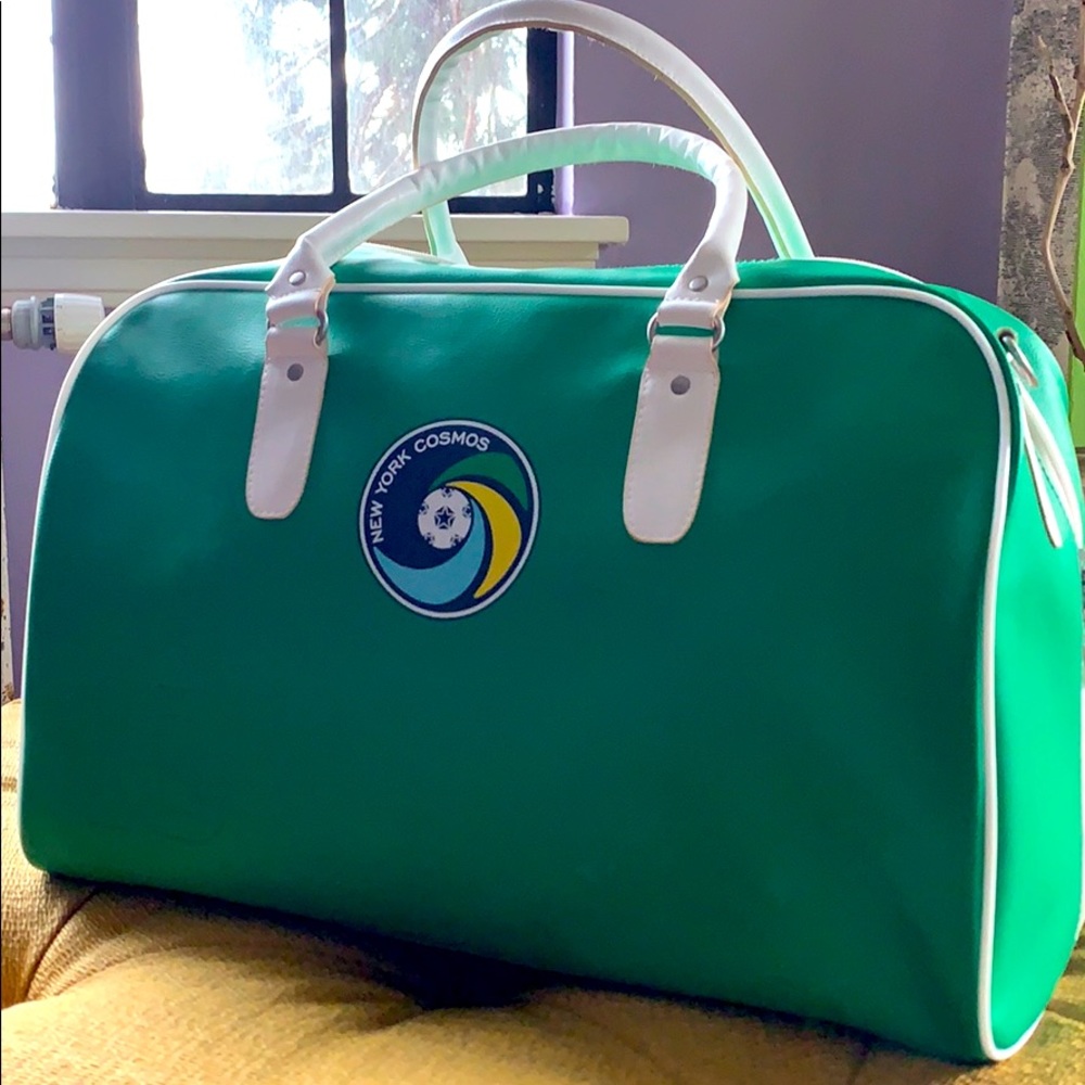 Umbro Soccer Retr0 Bowling Bag New York Cosmos